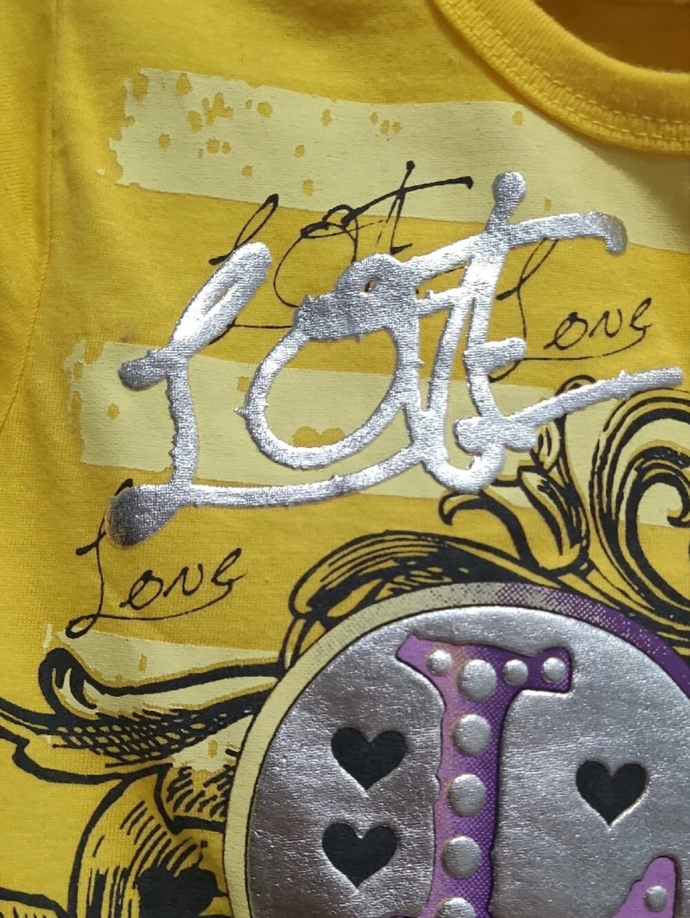 Eye Candy Yellow Girls' Love Heart Graphic Tee Sz S (7/8)